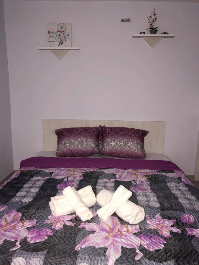 Comfy Studio Apartment By The Flower Market Βάρνα Εξωτερικό φωτογραφία